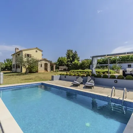 Villa Istria Moderna In Muntic Pula