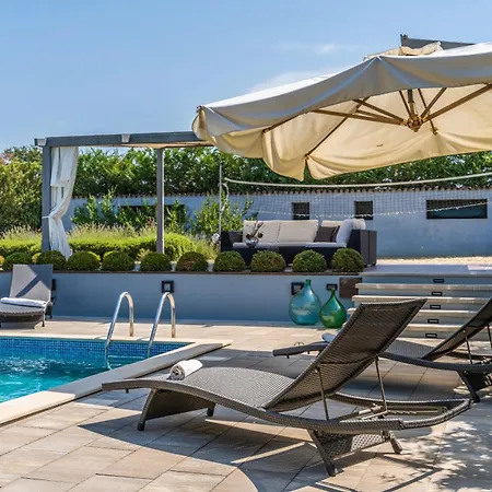 Istria Moderna In Muntic Villa Pula