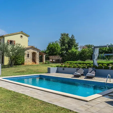 Villa Istria Moderna In Muntic Pula