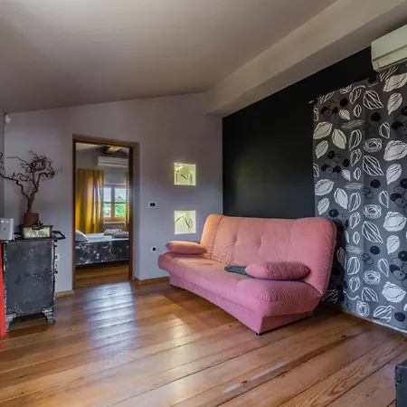 别墅 Istria Moderna In Muntic 普拉