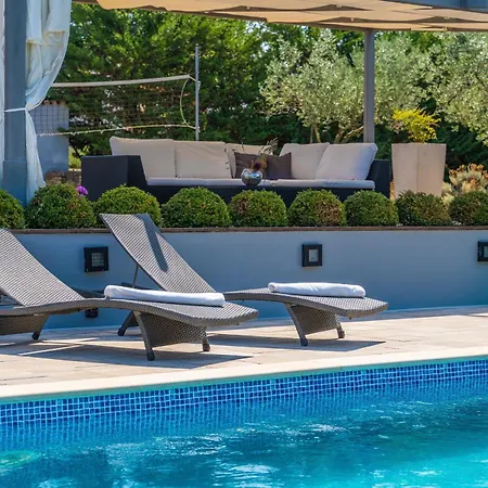 Istria Moderna In Muntic 普拉